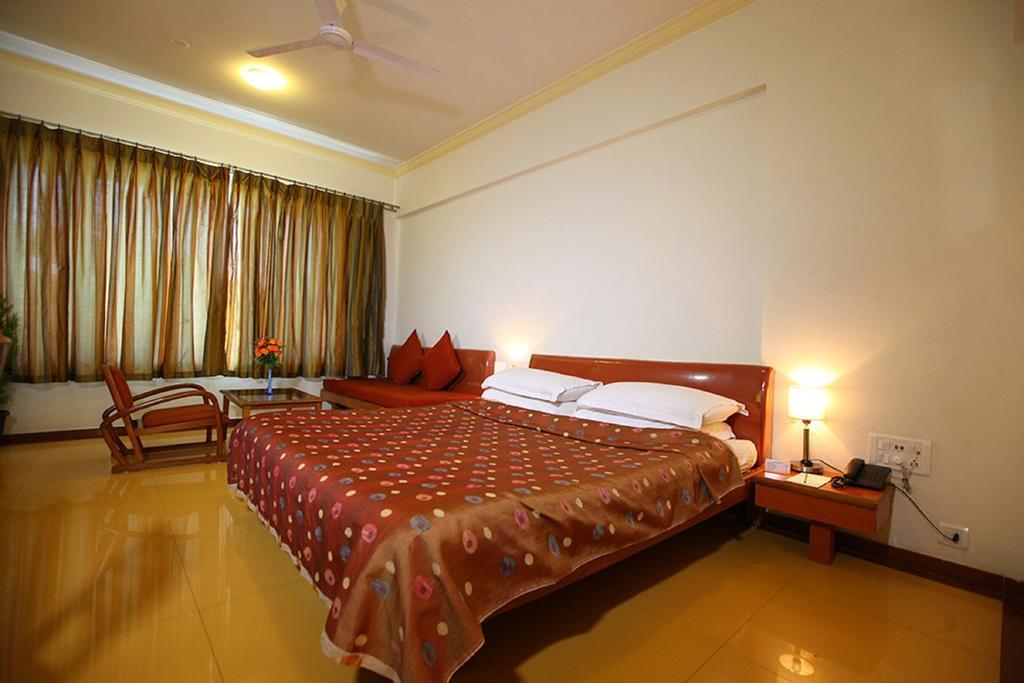 Shilpi Hill Resort Saputara Room photo