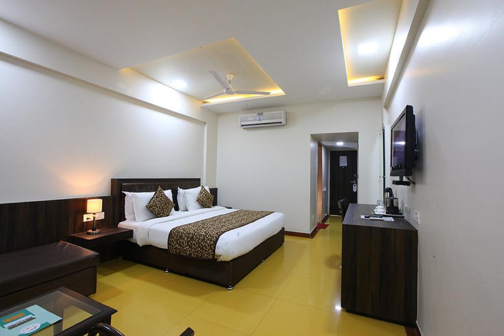 Shilpi Hill Resort Saputara Room photo